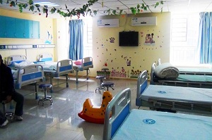 成都哪家醫(yī)院治癲癇病好?孩子發(fā)燒抽搐應(yīng)該怎么做?