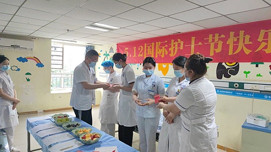 [成都癲癇病醫院]同場競技展風采！護士節，我院成功舉辦心肺復蘇技能大賽